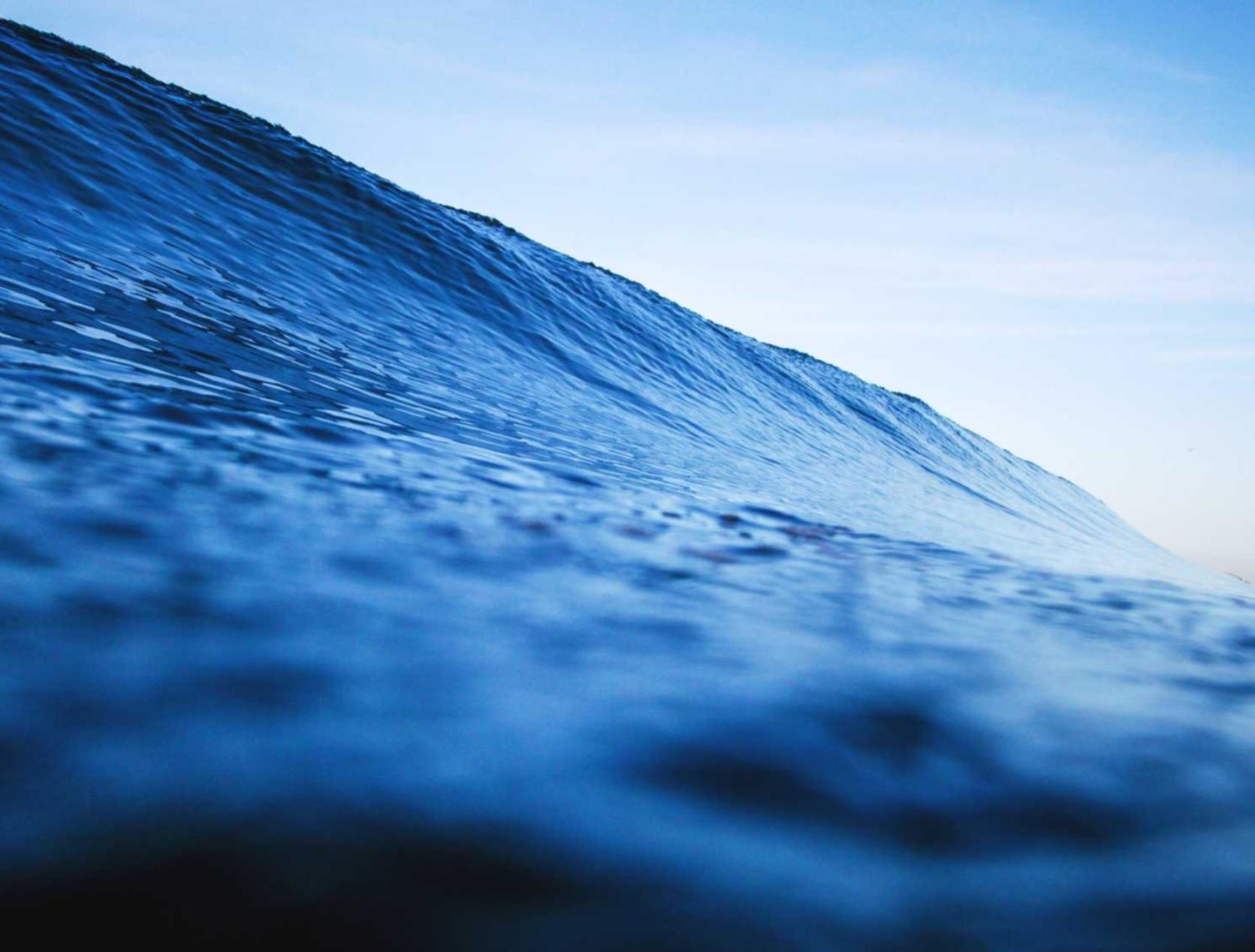 谷歌云GCP实名账号:流量卡和新一代通讯技术的联系,如何开展技术和应用的深度融合与创新?