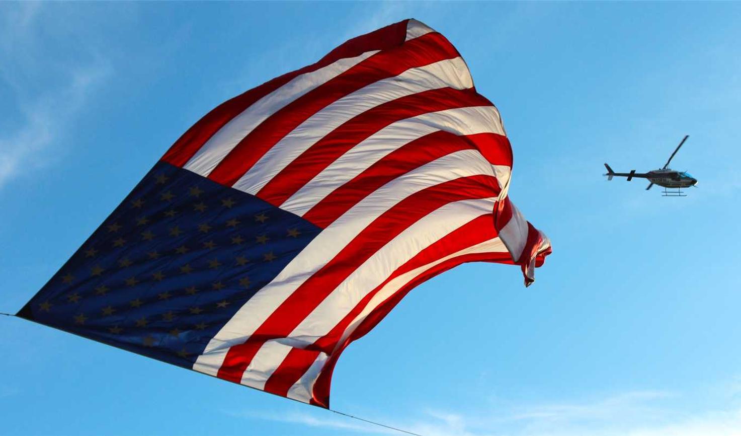 微信买号网站：企业如何通过短信推广获得客户？