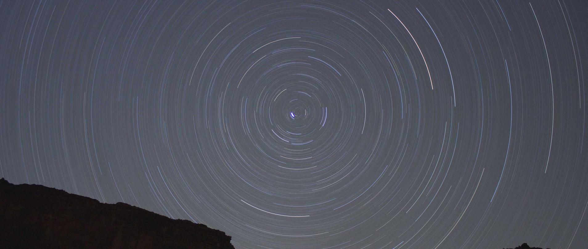 友盟实名账号：企业注册代理公司费用