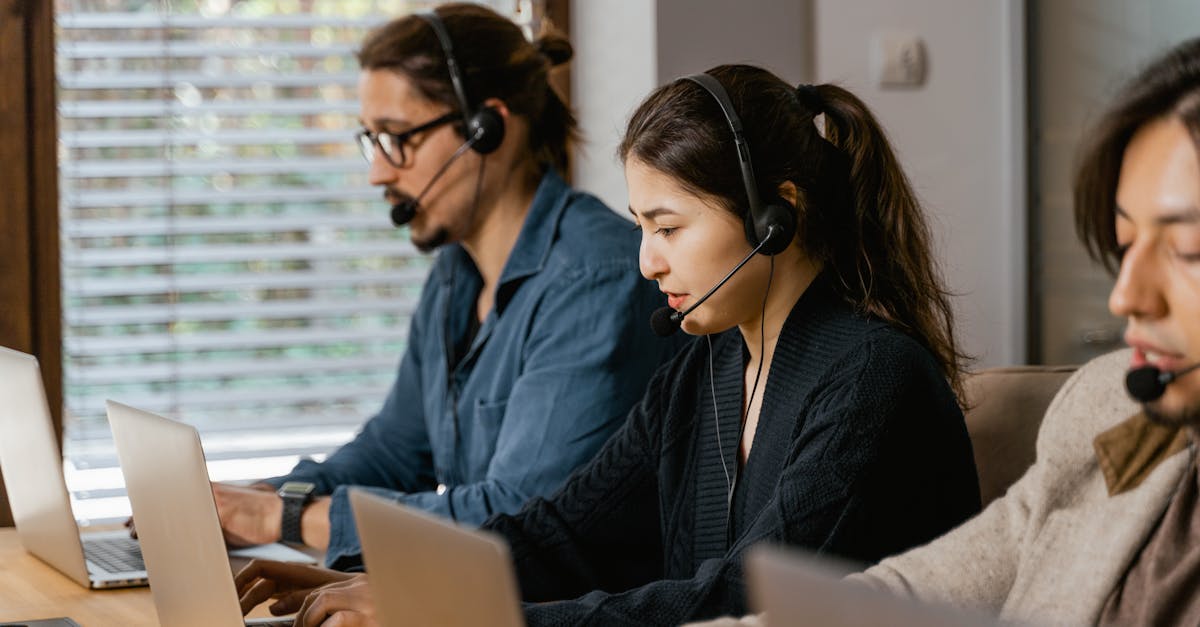 乐语通信实名账号：假伦敦金开户平台