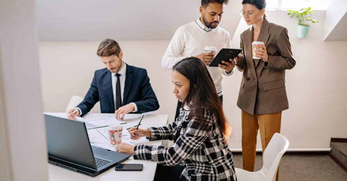 花生ip实名账号：流量卡套餐的使用方法：如何在流量卡套餐中更高效、更省流量？